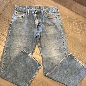 Mens Levi’s style 569. Size 34 X32